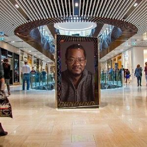 Meet your Posher, Theo